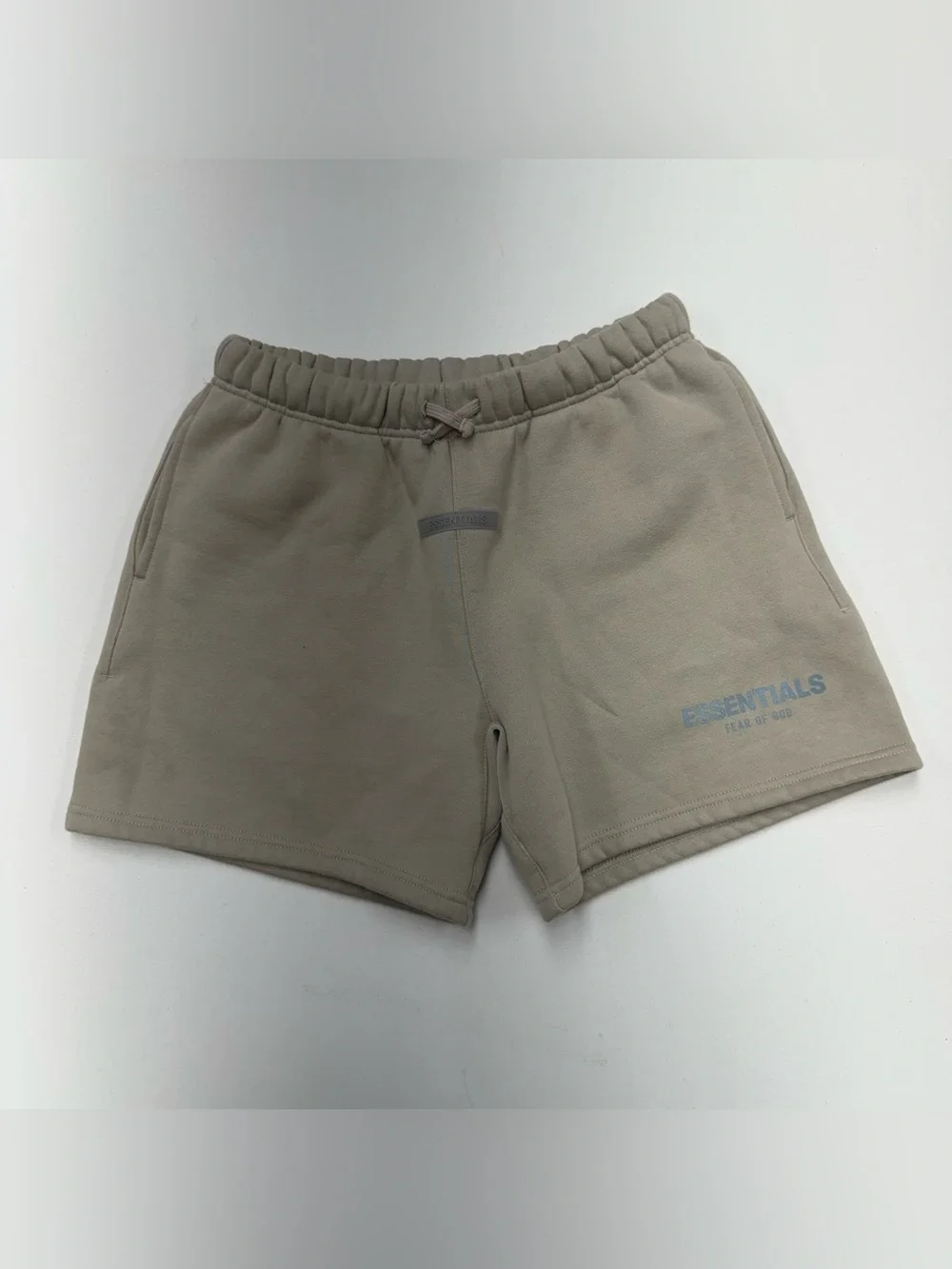 Fear of God ESSENTIALS Fleece Shorts Women’s XL Beige Sweat Shorts Logo